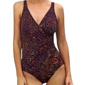 Miraclesuit Oceanus Women 10 One Piece Leopard Print Faux Wrap Swimsuit